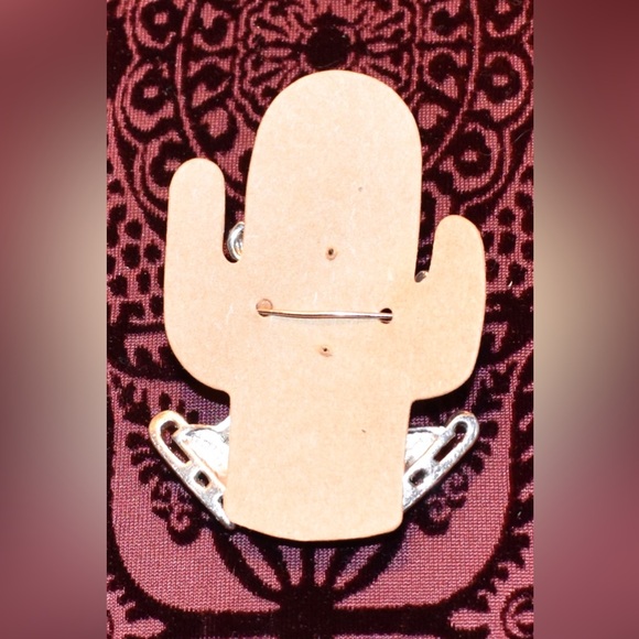 Holiday Snowman Pin - Picture 2 of 2